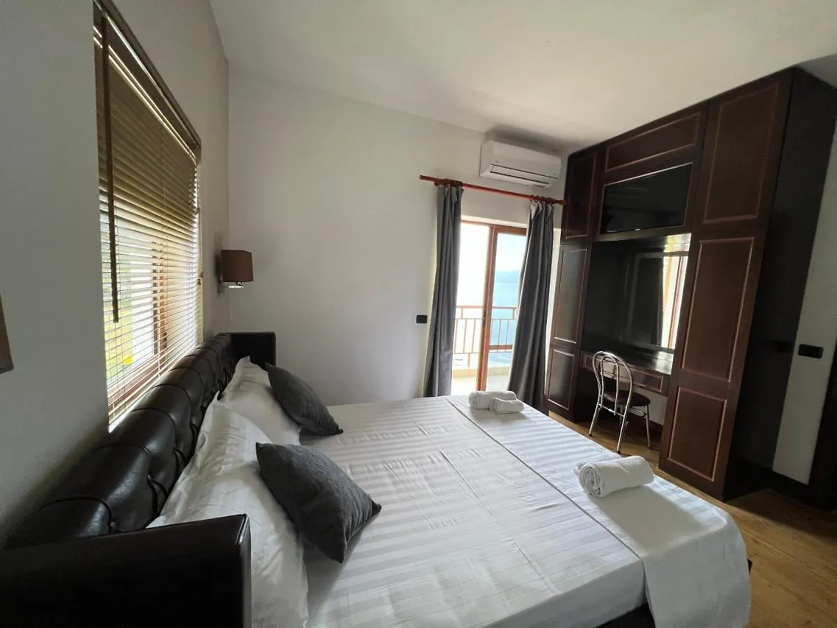 Hotel Victoria Memlishte