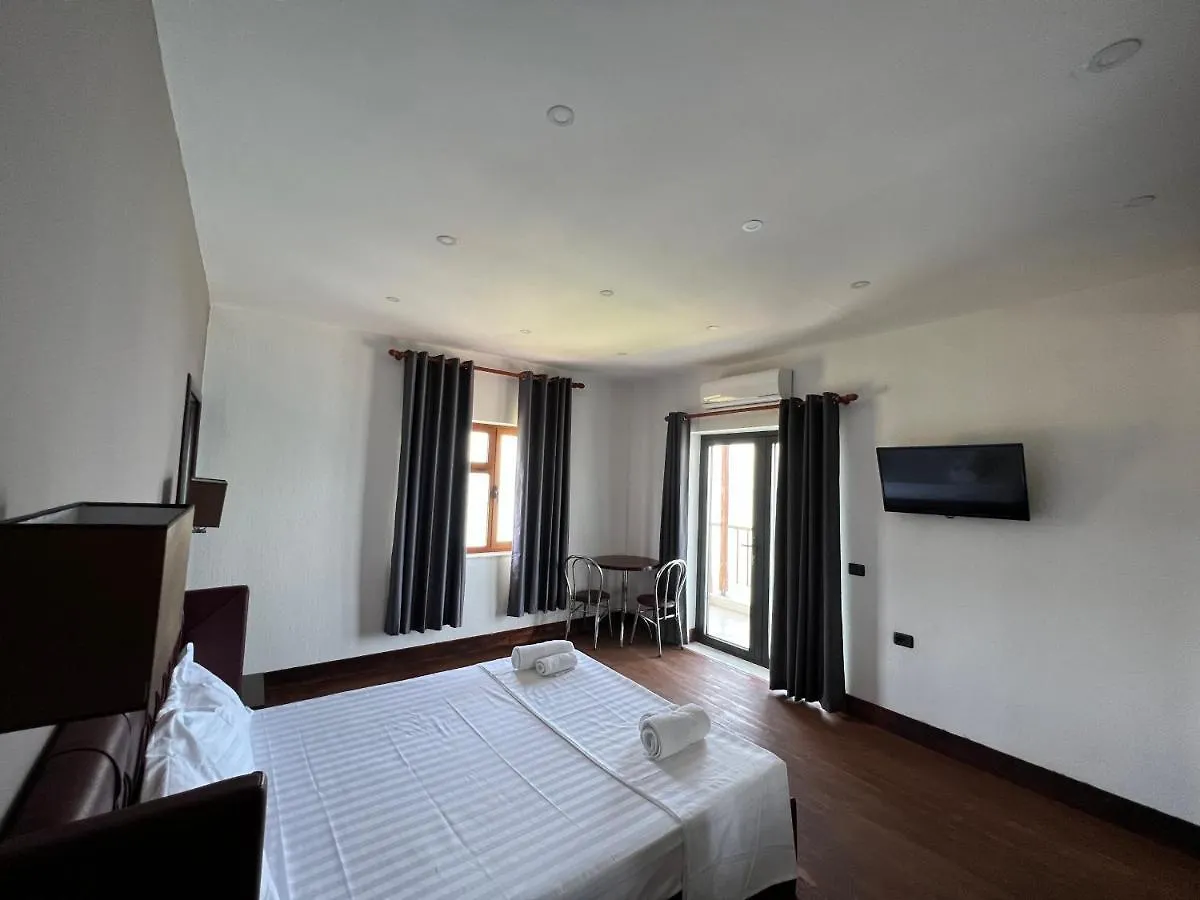 Hotel Victoria Memlishte 4*,