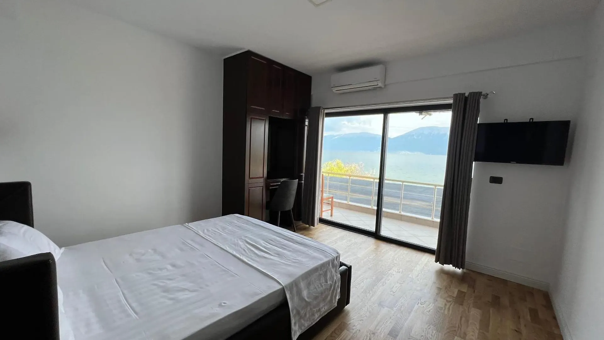 Hotel Victoria Memlishte