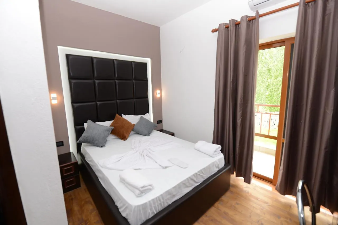 Hotel Victoria Memlishte Albania